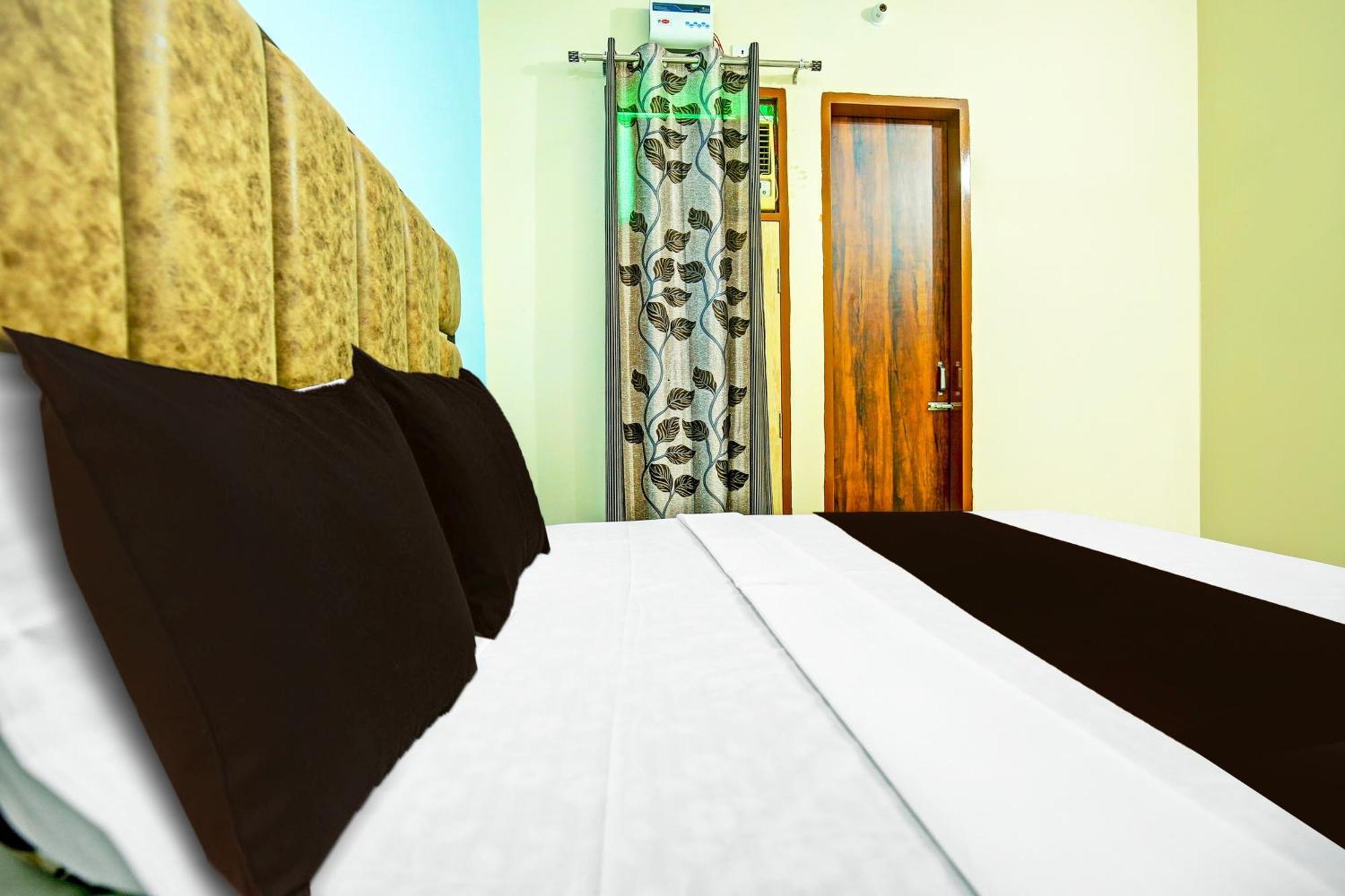 Super Hotel O Sirsa Hotel & Guest House Ngoại thất bức ảnh