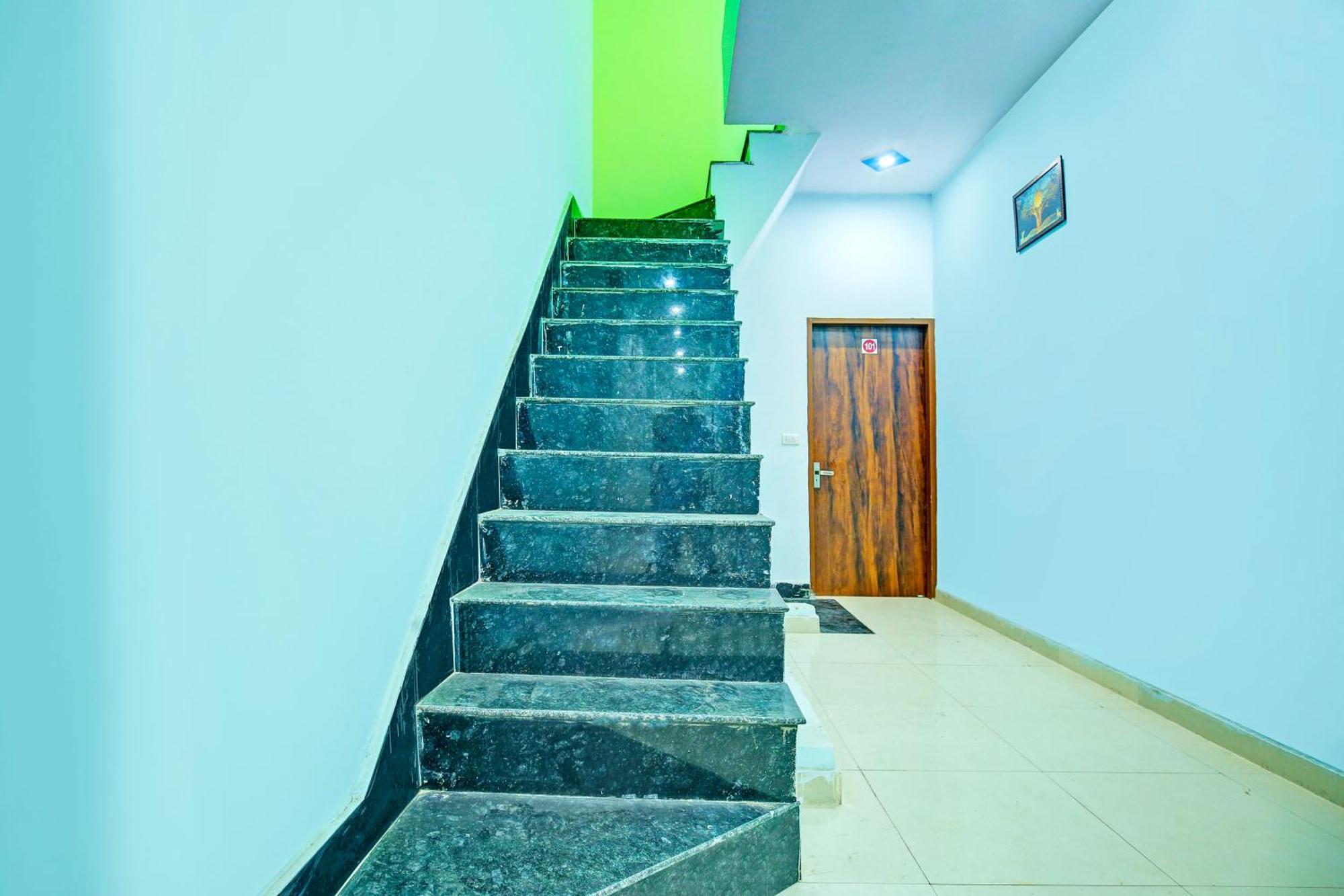 Super Hotel O Sirsa Hotel & Guest House Ngoại thất bức ảnh